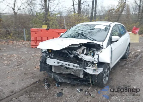 2013 Ford Focus Se z USA, uszkodzony, nr VIN 1FADP3K20DL255853